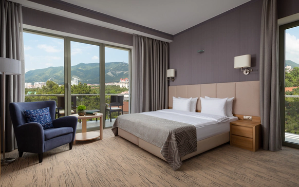 ПРИМОРЬЕ Grand Resort Hotel