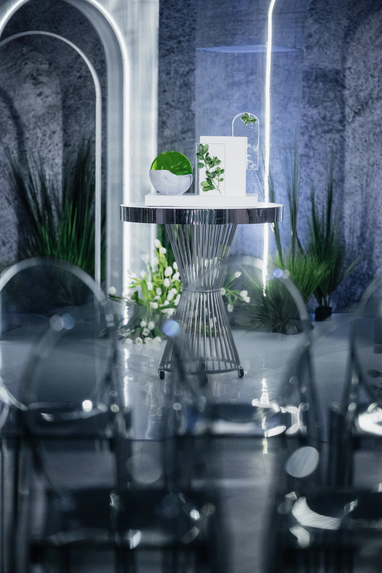 LOVA DECOR