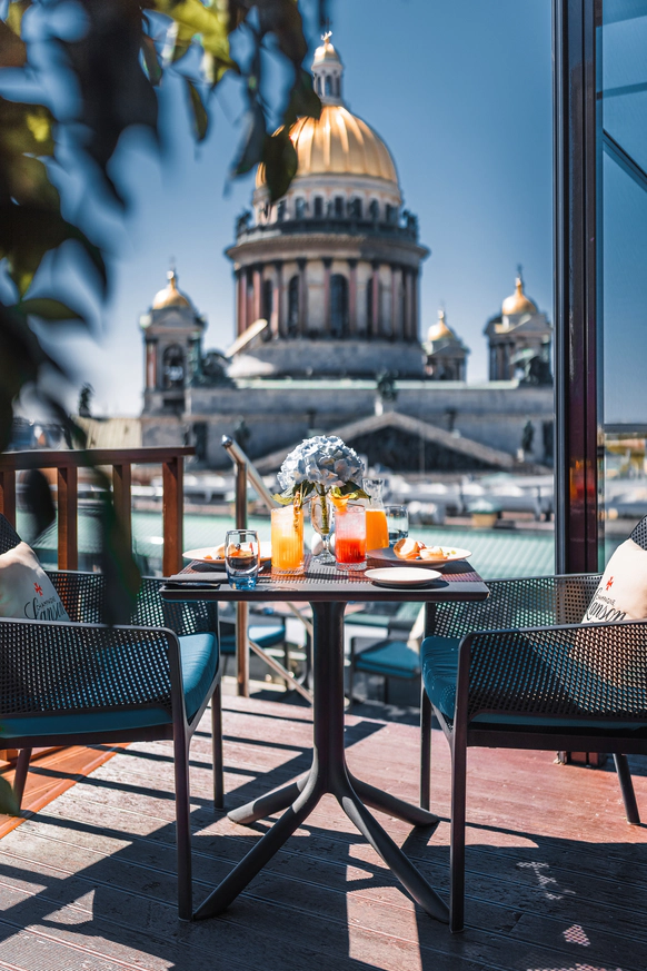 Ресторан HI-SO Terrace