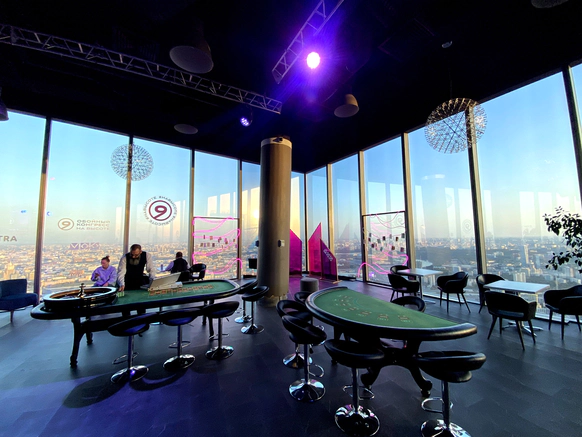 90Floor