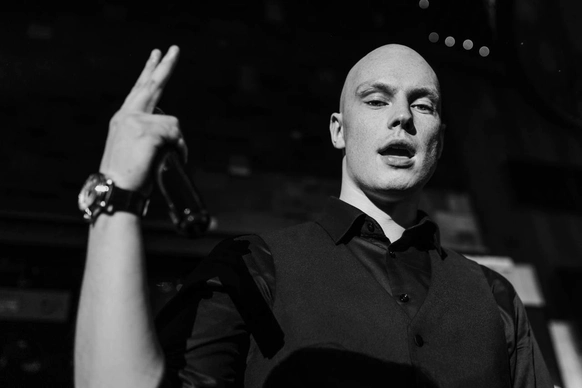 Дмитрий Головачев