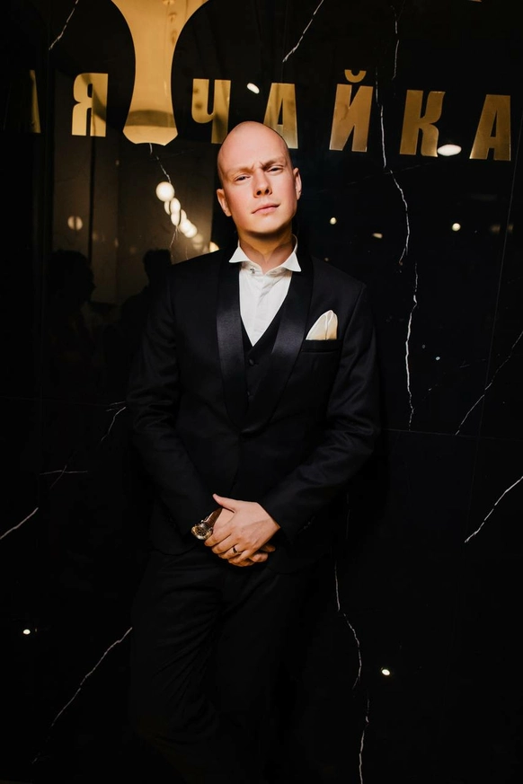 Дмитрий Головачев