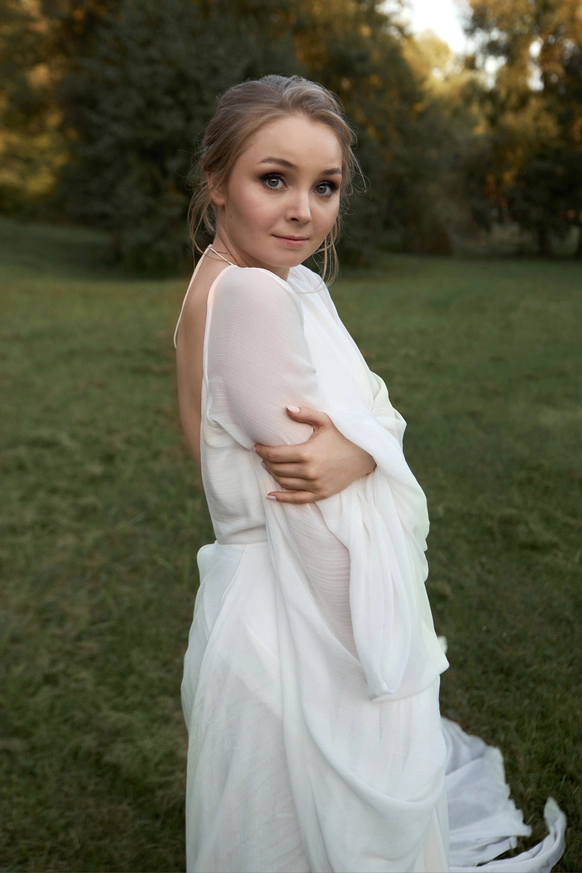 Анна Бажанова