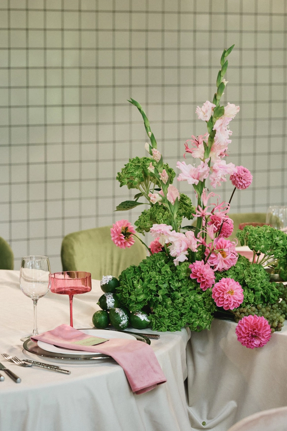 Flower Vibes Decor