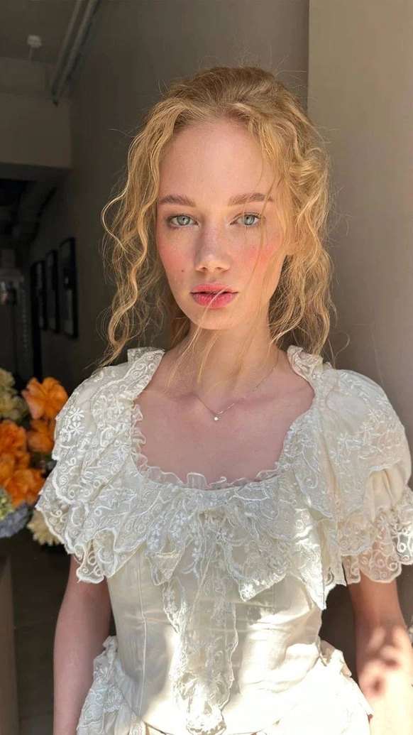 Elena Geller