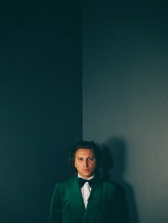 Александр Белов