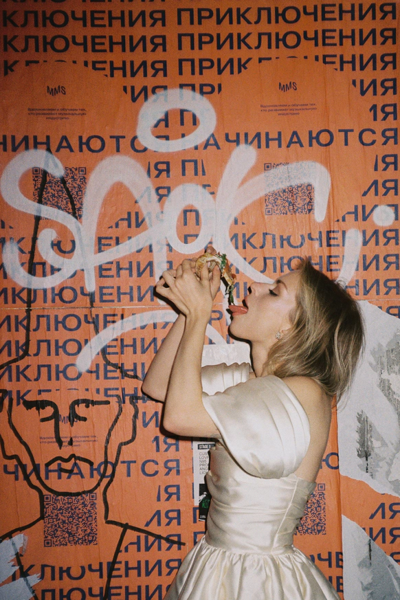 Лола Алалыкина