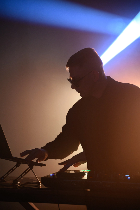 DJ Evin