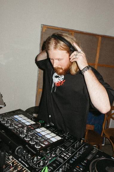 Дамир Гордеев (GOLDEN)