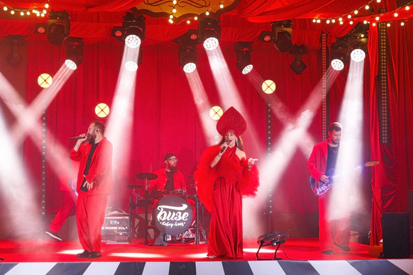 Bize cover band