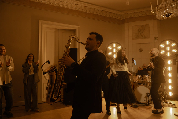 MOTION BAND