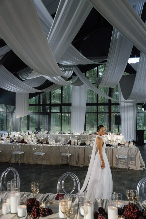 INSIDE WEDDING