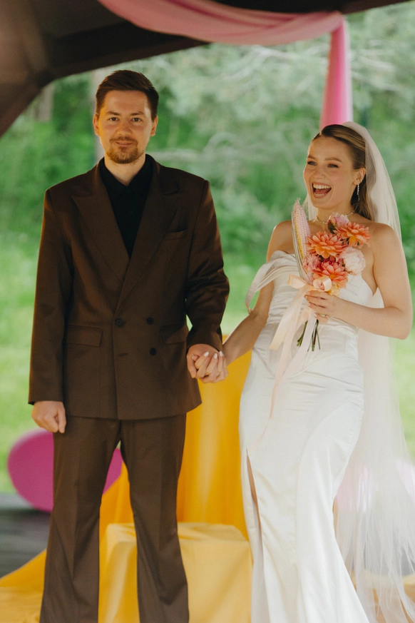 Saint Weddings