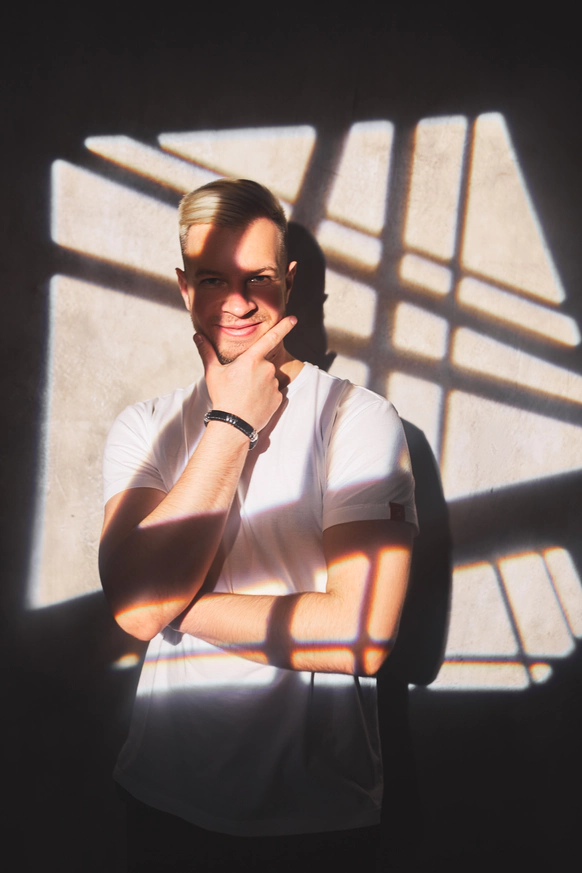 DJ KANONIROV