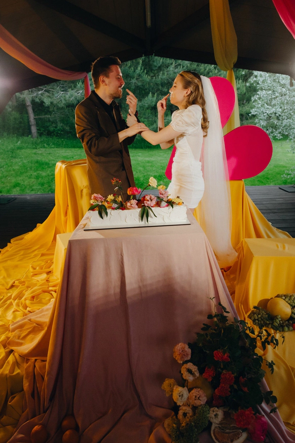 Saint Weddings