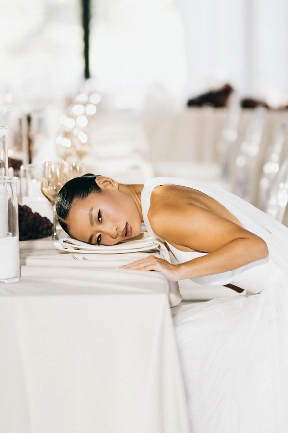 INSIDE WEDDING