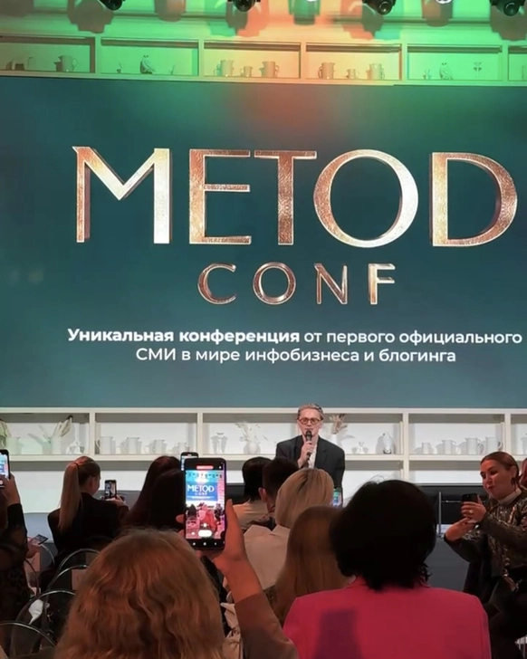 Антон Богданов