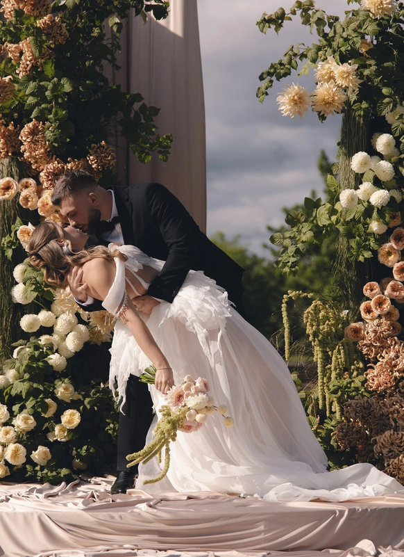 All weddings