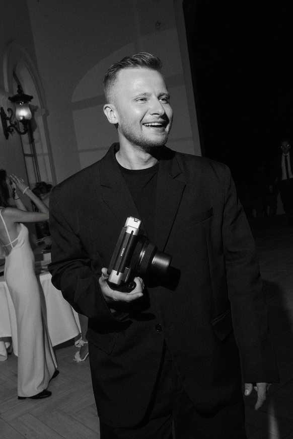 Дмитрий Жаров