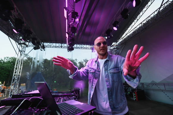 Александр Пелёвин DJ Pelёvin