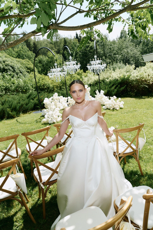 All weddings