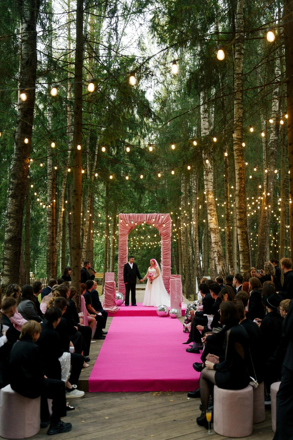 INSIDE WEDDING