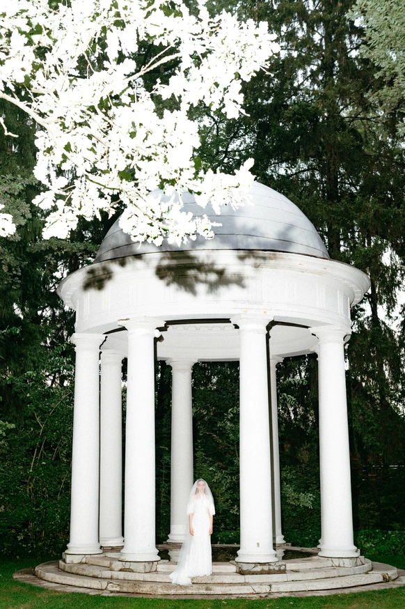 Buzenkova Wedding & Event