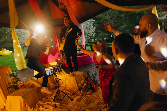 Saint Weddings