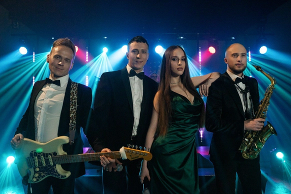 KARMA COVER SHOW