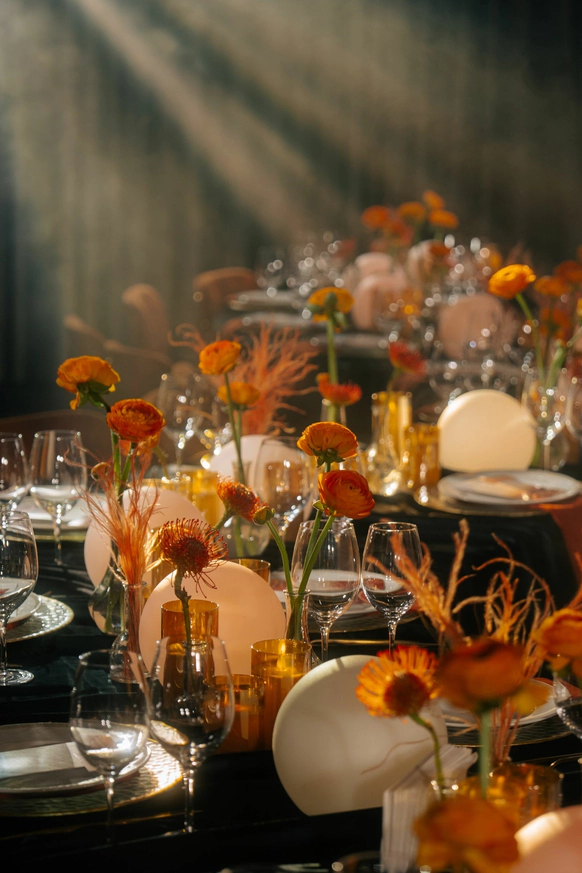 INSIDE WEDDING