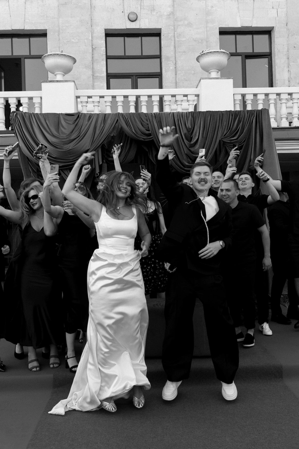 Saint Weddings