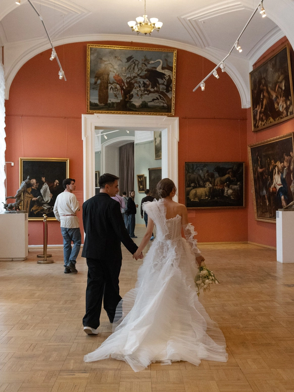 Saint Weddings