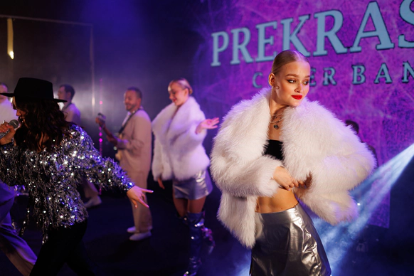 PREKRASNO