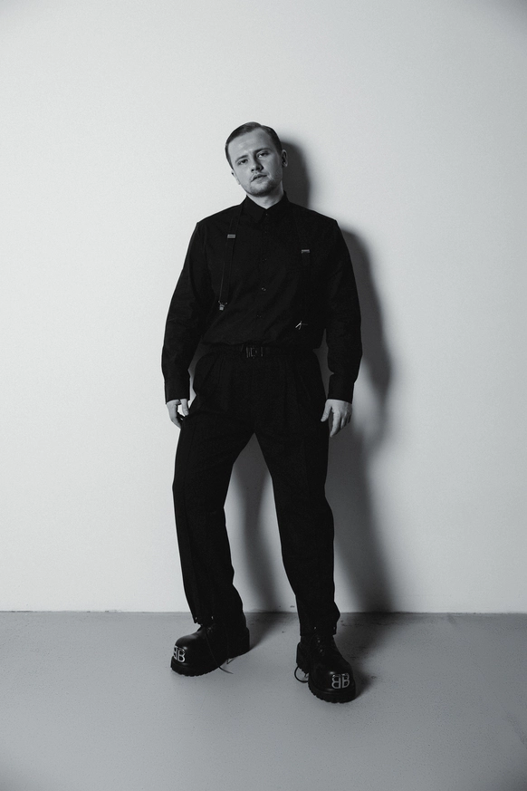 Дмитрий Жаров