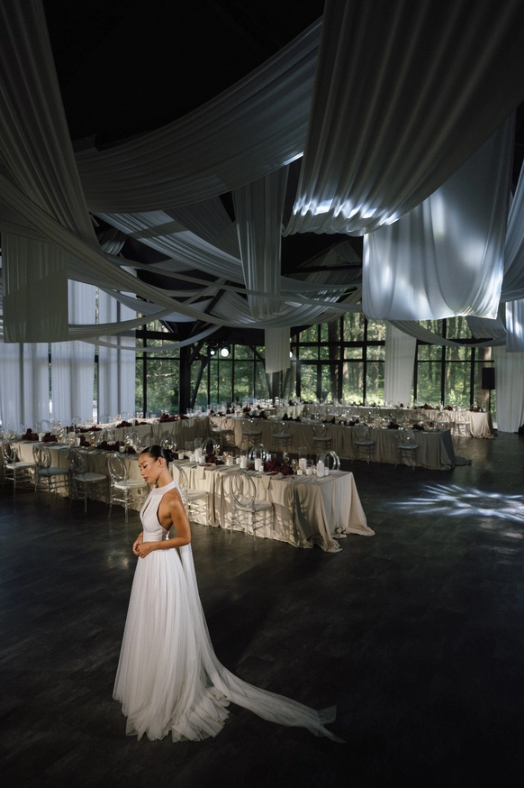 INSIDE WEDDING