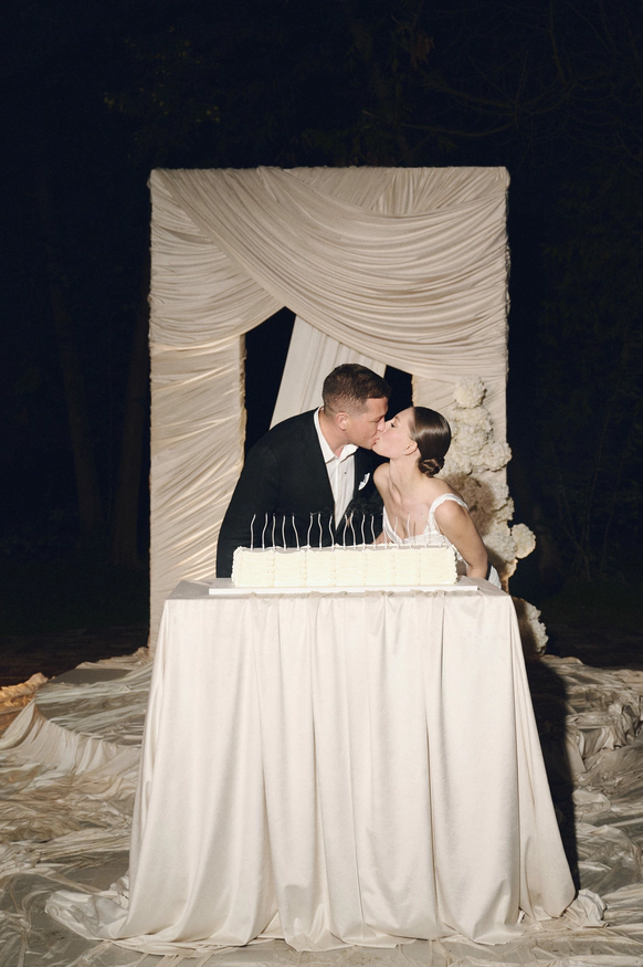 OLGA KUPTSOVA WEDDINGS & EVENTS