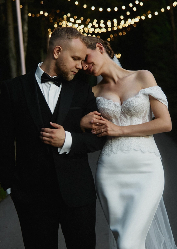 Just MOOD wedding