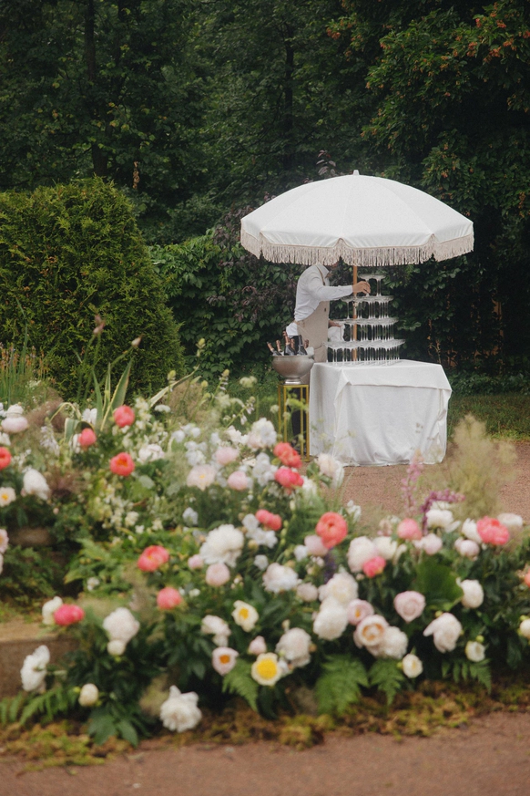 VESNA FLORAL