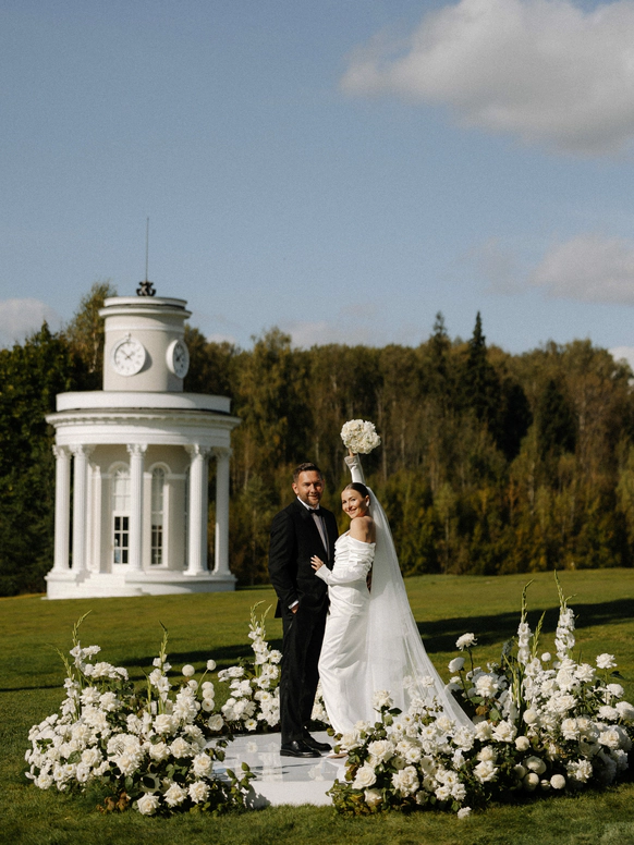 OLGA KUPTSOVA WEDDINGS & EVENTS