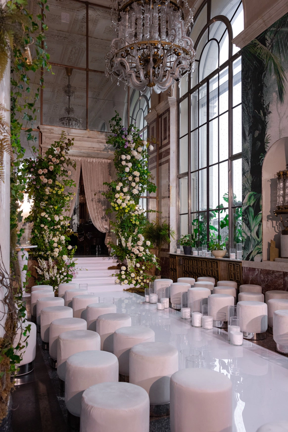 INSIDE WEDDING