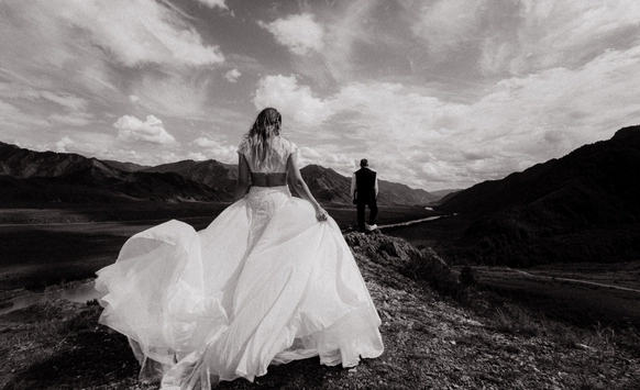 OLGA KUPTSOVA WEDDINGS & EVENTS