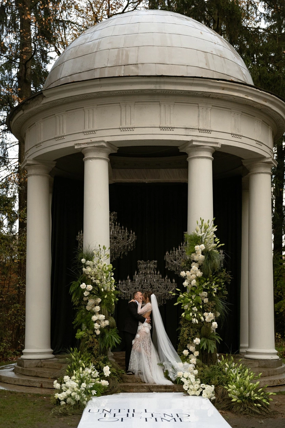 All weddings