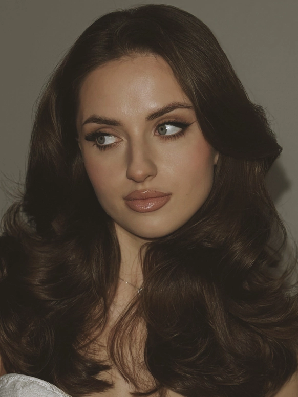 Анна Гусакова