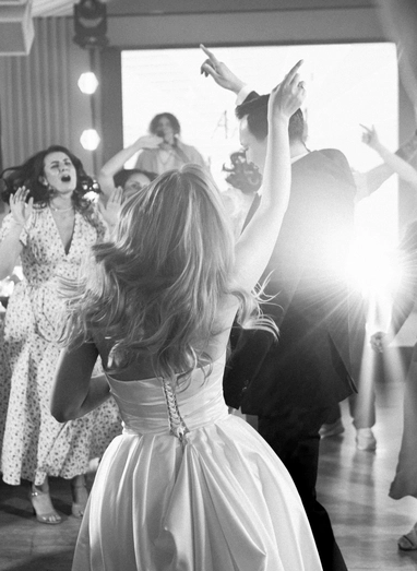 Saint Weddings