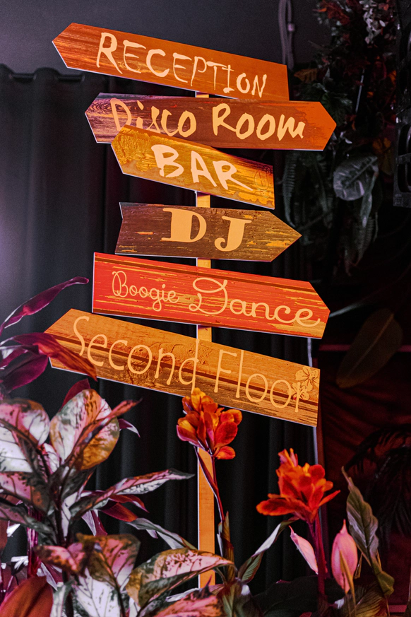 Florist Gump Decor