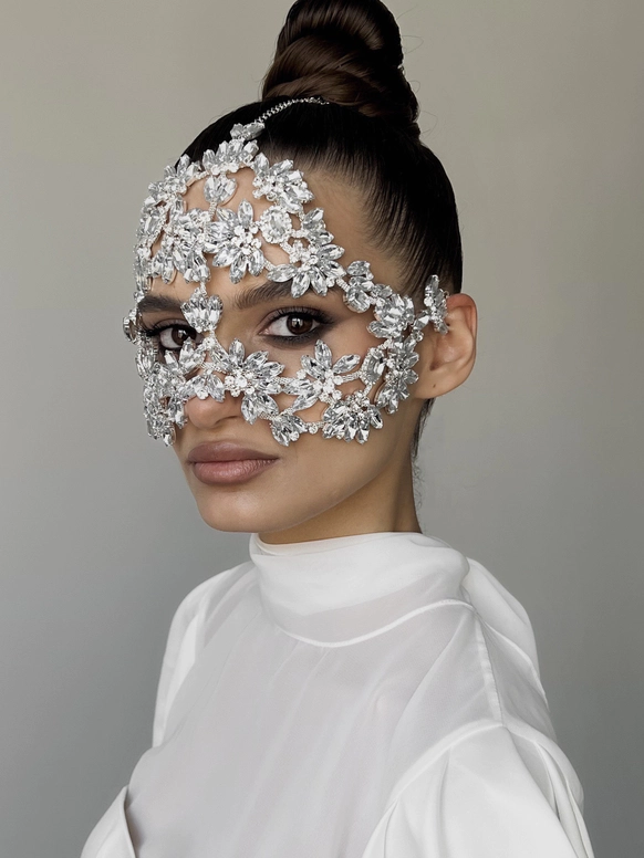 Арина Шарина