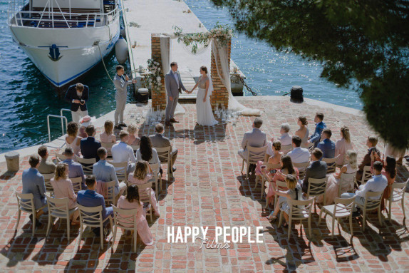 Happy People — видео