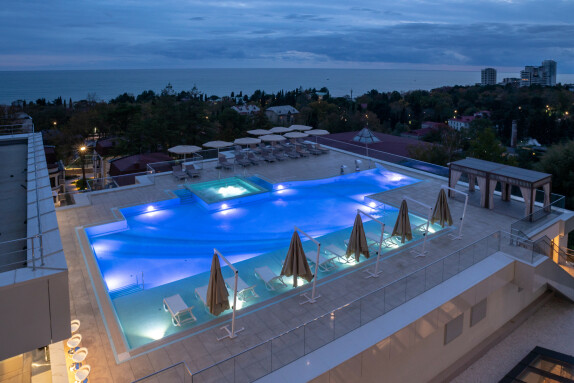 LUCIANO HOTEL&SPA SOCHI — видео