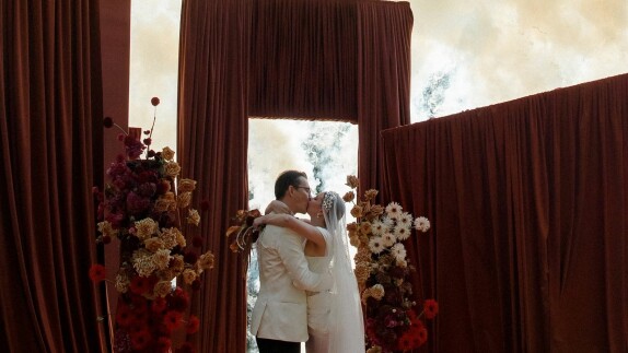 INSIDE WEDDING — видео