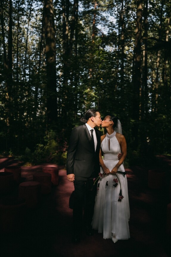 INSIDE WEDDING — видео